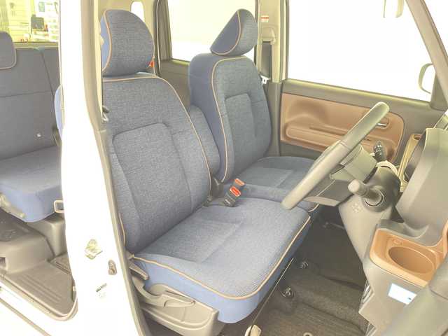 ダイハツ ムーヴ キャンバス セオリー G 愛知県 2023(令5)年 1.6万km パールホワイトⅢ スマートアシストIII/SDナビ　SDカードなし/ホットカップホルダー/シートヒーター/LEDヘッドライト/両側パワースライドドア/オートマチックハイビーム/レーンキープアシスト/衝突軽減システム/フルセグ/CD DVD/Bluetooth/ステアリングスイッチ/スマートキー/プッシュスタート