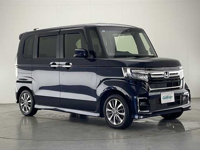 ホンダ Ｎ ＢＯＸ カスタム L 宮崎県 2021(令3)年 2.4万km ミッドナイトブルービームM ホンダセンシング/・衝突軽減ブレーキ/・レーンキープアシスト/・アダプティブクルーズコントロール/・先行車発進お知らせ機能/・標識認識機能/・コーナーセンサー/純正7インチメモリナビ/CD DVD MSV BT フルセグ/バックカメラ/片側パワースライドドア/LEDオートライト/前席シートヒーター/純正14インチアルミホイール/ヘッドライトレベライザー/ステアリングスイッチ/純正フロアマット/ドアバイザー/スマートキー×2/プッシュスタート/ビルトインETC