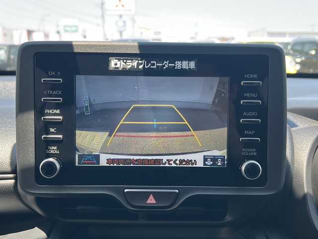 トヨタ ヤリスクロス X 秋田県 2023(令5)年 1.7万km プラチナホワイトパールマイカ 純正メモリナビ/バックカメラ/前後コーナーセンサー/社外ドライブレコーダー