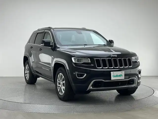クライスラー・ジープ ジープ グランドチェロキー ラレード 兵庫県 2015(平27)年 5.1万km 黒 純正ＨＤＤナビ　/ＣＤ／ＤＶＤ／Ｂｌｕｅｔｏｏｔｈ／ＳＤ／ＵＳＢ／フルセグ　/クルーズコントロール　/ビルトインＥＴＣ２．０　/サイド・バックカメラ　/純正１８インチアルミホイール　/純正フロアマット　/ドアバイザー/HIDヘッドライト/LEDフォグランプ/パドルシフト/コーナー円さー/ルーフレール/パワーシート