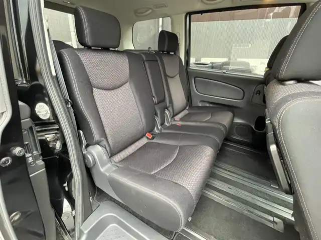 日産 セレナ ハイウェイスター 滋賀県 2011(平23)年 8.8万km スーパーブラック