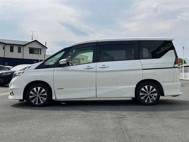 日産 セレナ ハイウェイスターVセレクションⅡ 東京都 2018(平30)年 8.6万km ブリリアントホワイトパール 社外フローティングナビ/プロパイロット/衝突軽減ブレーキ/車線逸脱防止支援システム/アラウンドビューモニター/インテリジェントルームミラー/踏み間違い衝突防止アシスト/パーキングアシスト/社外フリップダウンモニター/両側パワースライドドア/前後ドライブレコーダー/純正16インチアルミホイール/コーナーセンサー/LEDヘッドライト/オートライト/オートマチックハイビーム/エンジンスタートボタン/パワーステアリング/パワーウィンドウ/パーキングアシスト/アイドリングストップ/スマートキー/スペアキー１本/オートエアコン/ETC/USB/三列シート/ウォークスルー/ABS/横滑り防止装置/W+サイドエアバック