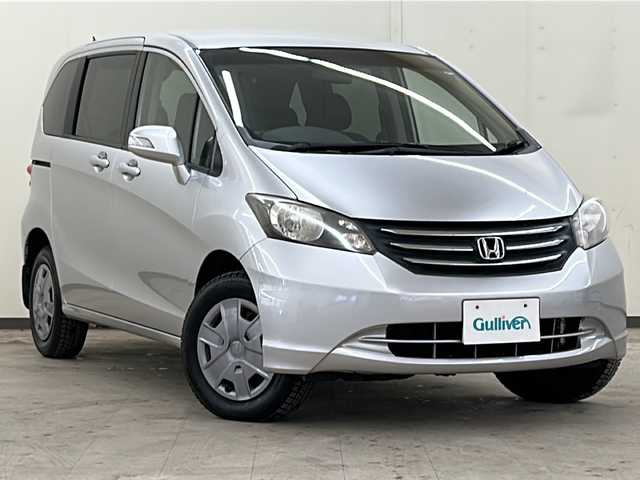 ホンダ フリード FLEX 道央・札幌 2011(平23)年 7万km アラバスターシルバーメタリック /4WD//寒冷地仕様//ワンオーナー//純正メモリーナビ/  (DVD/CD/ワンセグTV)//バックカメラ//片側パワースライドドア//ヘッドライトレベライザー//リアコーナーセンサー//ウィンカーミラー//電動格納ミラー//ミラーヒーター//フロントワイパーデアイサー//社外フロアマット//社外エンジンスターター//リモコンキー//スペアキー//記録簿 H26/28/30/R2/6//取扱説明書/保証書/ナビ取説