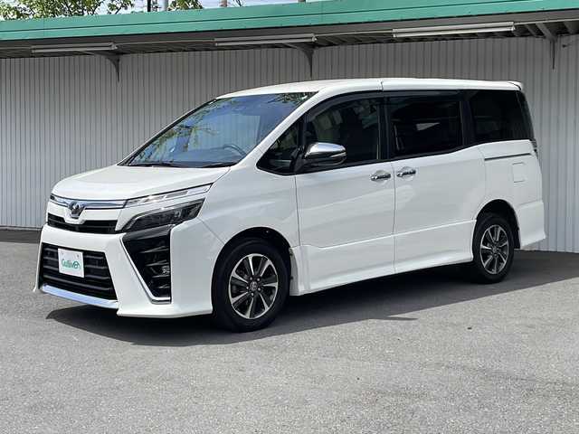 トヨタ ヴォクシー ZS 煌Ⅱ 長野県 2019(令1)年 6.5万km ホワイトパールクリスタルシャイン 4WD/純正10インチメモリーナビ/ CD/DVD/SD/Bluetooth/フルセグTV/バックカメラ/両側パワースライドドア/トヨタセーフティセンス/・レーンキープアシスト/・プリクラッシュセーフティ/・ハイビームアシスト/ETC/カーメイトエンジンスターター/純正16インチアルミ/LEDオートヘッドライト
