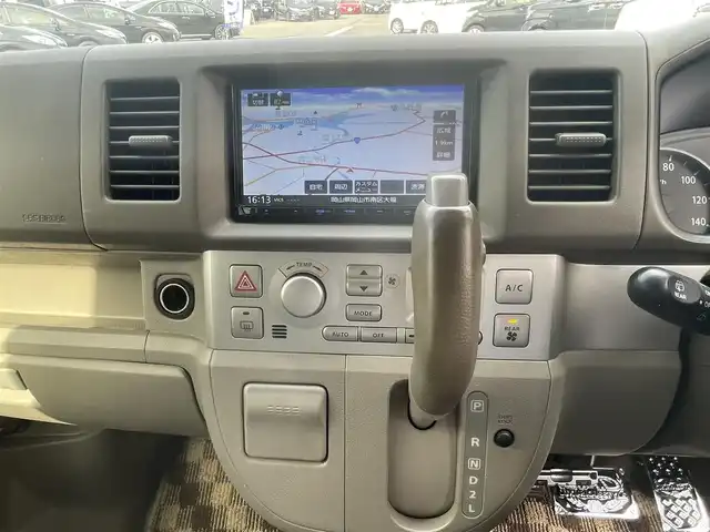 スズキ エブリィ ワゴン PZターボ 岡山県 2012(平24)年 8.5万km パールホワイト (株)IDOMが運営する【じしゃロン岡山店】の自社ローン専用車両です。こちらは現金またはオートローンご利用時の価格です。 自社ローンご希望の方は別途その旨お申し付け下さい/・社外ナビゲーション/・片側電動スライドドア/・社外１５インチアルミ/・車高調/・社外マフラー/・ＥＴＣ