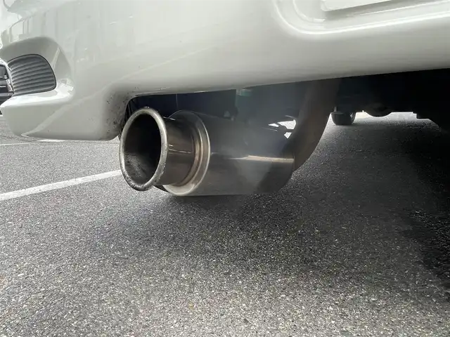 スズキ エブリィ ワゴン PZターボ 岡山県 2012(平24)年 8.5万km パールホワイト (株)IDOMが運営する【じしゃロン岡山店】の自社ローン専用車両です。こちらは現金またはオートローンご利用時の価格です。 自社ローンご希望の方は別途その旨お申し付け下さい/・社外ナビゲーション/・片側電動スライドドア/・社外１５インチアルミ/・車高調/・社外マフラー/・ＥＴＣ