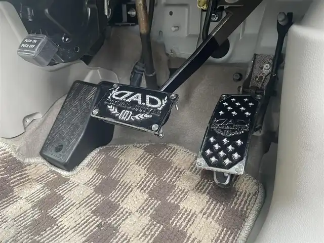 スズキ エブリィ ワゴン PZターボ 岡山県 2012(平24)年 8.5万km パールホワイト (株)IDOMが運営する【じしゃロン岡山店】の自社ローン専用車両です。こちらは現金またはオートローンご利用時の価格です。 自社ローンご希望の方は別途その旨お申し付け下さい/・社外ナビゲーション/・片側電動スライドドア/・社外１５インチアルミ/・車高調/・社外マフラー/・ＥＴＣ