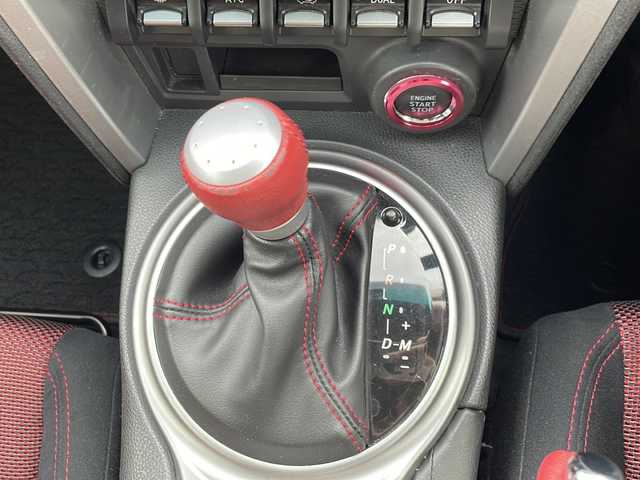 トヨタ ８６ GT 兵庫県 2012(平24)年 7.4万km ダークグレーメタリック 純正ナビ/・CD/・AM/FM/バックカメラ/ETC/TRDフロントエアロ/TRDダックテール/HKSマフラー/HKS車高調/HKSサクションパイプ/社外エキマニ/AT付きMT/アルミペダル/純正フロアマット/オートライト/前後ドラレコ/電格ミラー
