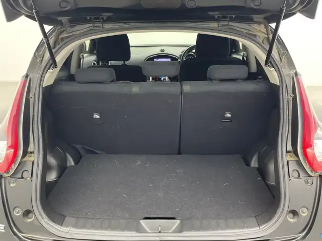 日産 ジューク 15RX Vセレクション 群馬県 2016(平28)年 3.5万km スーパーブラック 純正７型ナビ　全周囲カメラ　純正ドライブレコーダー　純正ＥＴＣ　衝突被害軽減ブレーキ　レーンアシスト　ステアリングスイッチ　プッシュスタート　アイドリングストップ　スマートキー　革巻ステアリング　禁煙