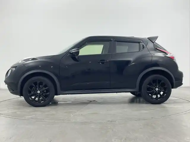 日産 ジューク 15RX Vセレクション 群馬県 2016(平28)年 3.5万km スーパーブラック 純正７型ナビ　全周囲カメラ　純正ドライブレコーダー　純正ＥＴＣ　衝突被害軽減ブレーキ　レーンアシスト　ステアリングスイッチ　プッシュスタート　アイドリングストップ　スマートキー　革巻ステアリング　禁煙