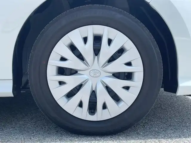 トヨタ ヤリス ハイブリッド Z 滋賀県 2023(令5)年 0.1万km プラチナホワイトパールマイカ ワンオーナー/純正ナビ/(AM/FM/BT/USB)/ブラインドスポットモニター/全方位モニター/ETC2.0(ビルトイン)/前後ドライブレコーダー/シートヒーター/クリアランスソナー/トヨタセーフティセンス/・プリクラッシュセーフティ/・レーントレーシングアシスト/・オートマチックハイビーム/クルーズコントロール/ステアリングヒーター/革巻きステアリング/ステアリングスイッチ/横滑り防止装置/オートライト/LEDヘッドライト/フロアマット/電動格納ミラー/プッシュスタート/EVモード/スペアキー