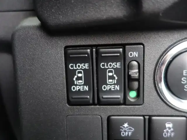 トヨタ ピクシスメガ Gターボ SAⅢ 山形県 2019(平31)年 5万km タングステングレーM 4WD/純正SDナビ/　　【CD BT ワンセグ AUX】/バックカメラ/両側パワースライドドア/LEDオートヘッドライト/シートヒーター/14インチアルミホイール/ドライブレコーダー/アイドリングストップ/コーナーセンサー/ステアリングスイッチ/IC付ターボ/純正フロアマット/ドアバイザ―/スマートキー×2/ETC