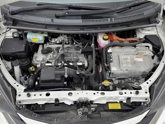 トヨタ アクア G G’s 宮城県 2014(平26)年 6.5万km ライムホワイトパールクリスタルシャイン 純正7インチSDナビ/・BT.HDMI/バックカメラ/フルセグTV/ハーフレザーシート/前席シートヒーター/横滑り防止装置/アイドリングストップ/ステアリングスイッチ/プッシュスタート/スマートキー×2/オートライト/フォグライト/ワイパーデアイサー/LEDビーム/純正17インチアルミホイール/純正フロアマット/ドアバイザー