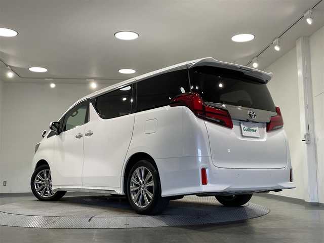 トヨタ アルファード S タイプゴールドⅡ 愛知県 2021(令3)年 1.6万km ホワイトパールクリスタルシャイン 純正９インチディスプレイオーディオ/ツインムーンルーフ/純正フリップダウンモニター/純正CD/DVDデッキ/両側パワースライドドア/パワーバックドア/衝突軽減ブレーキ/レーダークルーズコントロー/クリアランスソナー/レーンキープアシスト/先行車発進告知/前後ドライブレコーダー/ビルトインＥＴＣ２．０/ＬＥＤヘッドライト/純正フロアマット/純正18インチアルミホイール