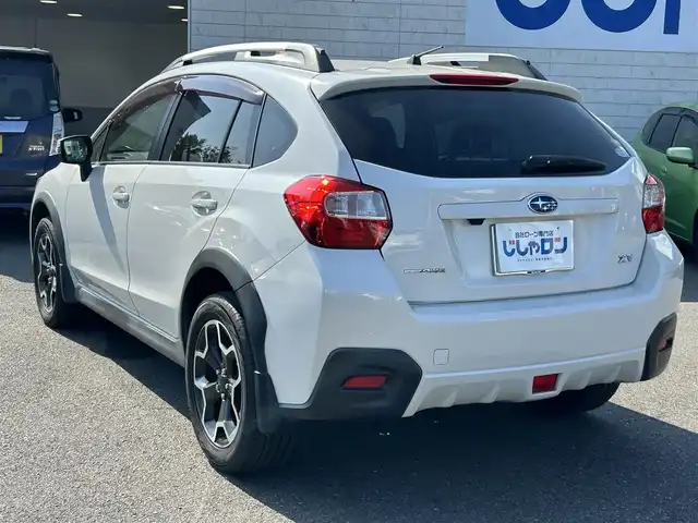 スバル インプレッサ ＸＶ 2．0i－L 東京都 2015(平27)年 9.9万km クリスタルホワイトP (株)IDOMが運営する【じしゃロン昭島店】の自社ローン専用車両になります。/こちらは現金またはオートローンご利用時の価格です。自社ローンご希望の方は別途その旨お申付け下さい/純正ナビ（ＳＤ・ＤＶＤ・ＴＶ）/バックカメラ/Bluetooth/ETC/USB/４WD/パワーシート（運転席・助手席）/ルーフレール/パドルシフト/AUTOライト/LEDライト/純正フロアマット/純正アルミホイール