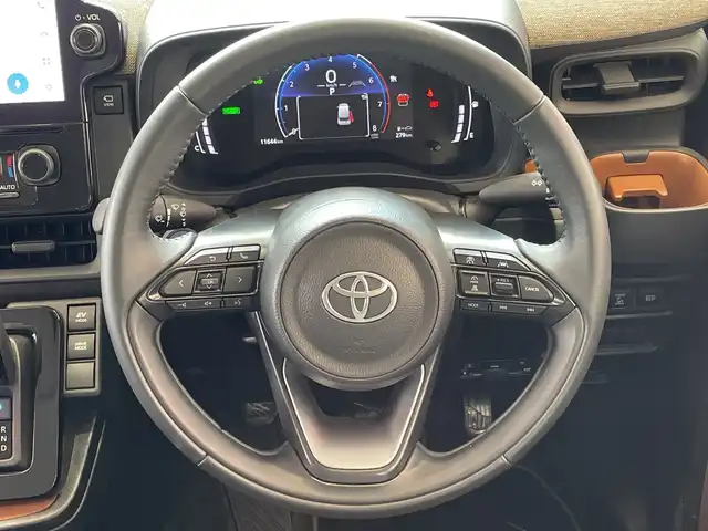 トヨタ シエンタ ハイブリッド Z 埼玉県 2022(令4)年 1.2万km ホワイトパールクリスタルシャイン トヨタセーフティーセンス　/10.5インチディスプレイオーディオ（ナビ／ＴＶ付）　/パノラマビューモニター　/両側パワースライドドア　/レーダークルーズコントロール　/LED　/ブラインドスポットモニター/ステアリングスイッチ　/ETC