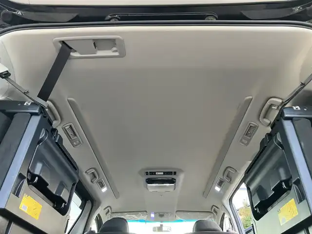 トヨタ アルファード 240S プライムセレクションⅡ 静岡県 2010(平22)年 9.5万km ブラック エンジンスタートボタン/パワーステアリング/パワーウィンドウ/スマートキー/Wオートエアコン/ALPINE製後席モニター/ETC/バックカメラ/SDナビ（CD/DVD/BT/フルセグ）/三列シート/オットマン/電動リアゲート/ウォークスルー/純正フロアマット/純正アルミホイール/両側パワースライドドア/布シート/ABS/横滑り防止装置/コーナーセンサー前後/オートライト/W+サイドエアバッグ/カーテンエアバッグ