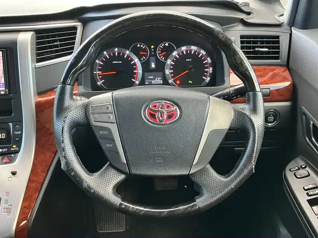 トヨタ アルファード 240S プライムセレクションⅡ 静岡県 2010(平22)年 9.5万km ブラック エンジンスタートボタン/パワーステアリング/パワーウィンドウ/スマートキー/Wオートエアコン/ALPINE製後席モニター/ETC/バックカメラ/SDナビ（CD/DVD/BT/フルセグ）/三列シート/オットマン/電動リアゲート/ウォークスルー/純正フロアマット/純正アルミホイール/両側パワースライドドア/布シート/ABS/横滑り防止装置/コーナーセンサー前後/オートライト/W+サイドエアバッグ/カーテンエアバッグ