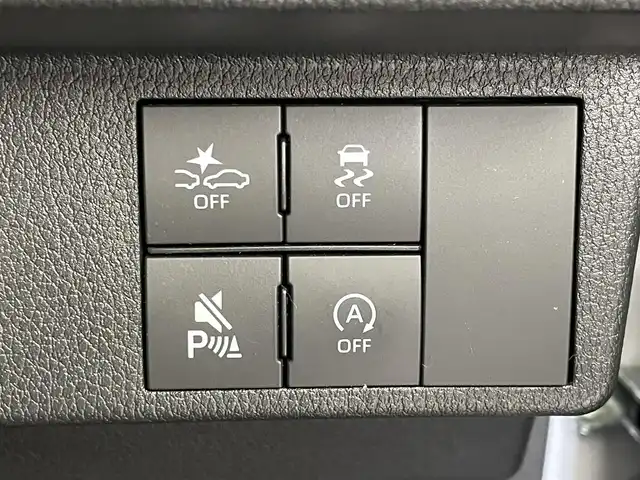 ダイハツ ムーヴ キャンバス ストライプス G 埼玉県 2023(令5)年 1.7万km シャイニングホワイトパール/スムーズグレーマイカメタリック 純正10インチナビ/CD DVD 地デジTV　Bluetooth HDMI/バックカメラ/衝突軽減ブレーキ/両側パワースライドドア/ドライブレコーダー/ワイヤレス充電器/シートヒーター/ホッとカップホルダー/LEDオートライト/オートハイビーム/ETC