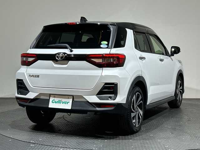 トヨタ ライズ Z 愛媛県 2021(令3)年 7.5万km ブラックマイカメタリック/シャイニングホワイトパール ９型ナビ/フルセグ／Ｂｌｕｅｔｏｏｔｈ/全方位カメラ/衝突軽減ブレーキ/レーンキープアシスト/レーダークルーズコントロール/前後コーナーセンサー/ＥＴＣ/前後ドライブレコーダー/フロントフォグランプ/前後コーナーセンサー/スペアキー/DN席シートヒーター
