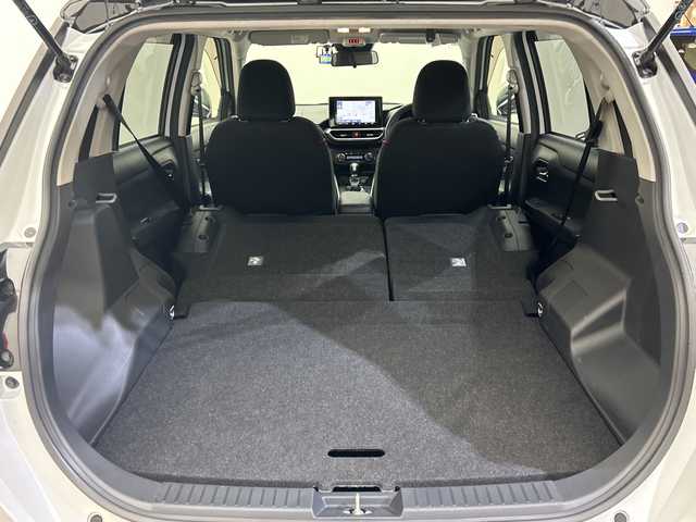 トヨタ ライズ Z 愛媛県 2021(令3)年 7.5万km ブラックマイカメタリック/シャイニングホワイトパール ９型ナビ/フルセグ／Ｂｌｕｅｔｏｏｔｈ/全方位カメラ/衝突軽減ブレーキ/レーンキープアシスト/レーダークルーズコントロール/前後コーナーセンサー/ＥＴＣ/前後ドライブレコーダー/フロントフォグランプ/前後コーナーセンサー/スペアキー/DN席シートヒーター