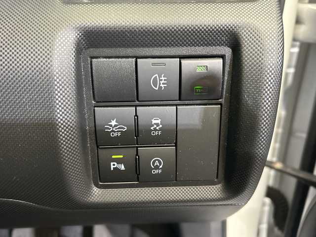 トヨタ ライズ Z 愛媛県 2021(令3)年 7.5万km ブラックマイカメタリック/シャイニングホワイトパール ９型ナビ/フルセグ／Ｂｌｕｅｔｏｏｔｈ/全方位カメラ/衝突軽減ブレーキ/レーンキープアシスト/レーダークルーズコントロール/前後コーナーセンサー/ＥＴＣ/前後ドライブレコーダー/フロントフォグランプ/前後コーナーセンサー/スペアキー/DN席シートヒーター