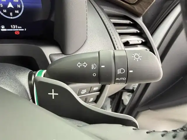 トヨタ アルファード ＰＨＥＶ エグゼクティブ ラウンジ 愛知県 2025(令7)年 0.1万km プラチナホワイトパールマイカ PHEV/ユニバーサルステップ/左右独立ムーンルーフ/置くだけ充電/純正１４インチディスプレイオーディオ/CD/DVDデッキ/ドラレコ/ETC2.0/デジタルインナーミラー/パノラミックビューモニター/リアエンターテインメント/JBLサウンド/ヘッドアップディスプレイ/トヨタチームメイト/トヨタセーフティセンス/ ・プリクラッシュセーフティ/ ・レーントレーシングアシスト/ ・レーダークルーズコントロール/ ・ブラインドスポットモニター/ ・クリアランスソナー/純正19インチアルミ