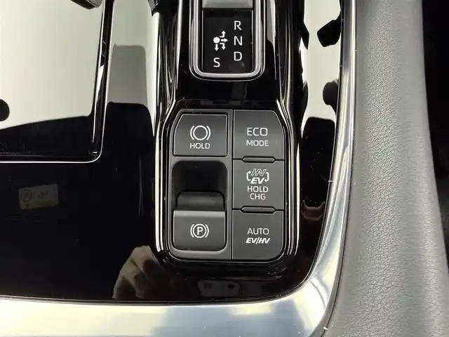 トヨタ アルファード ＰＨＥＶ エグゼクティブ ラウンジ 愛知県 2025(令7)年 0.1万km プラチナホワイトパールマイカ PHEV/ユニバーサルステップ/左右独立ムーンルーフ/置くだけ充電/純正１４インチディスプレイオーディオ/CD/DVDデッキ/ドラレコ/ETC2.0/デジタルインナーミラー/パノラミックビューモニター/リアエンターテインメント/JBLサウンド/ヘッドアップディスプレイ/トヨタチームメイト/トヨタセーフティセンス/ ・プリクラッシュセーフティ/ ・レーントレーシングアシスト/ ・レーダークルーズコントロール/ ・ブラインドスポットモニター/ ・クリアランスソナー/純正19インチアルミ
