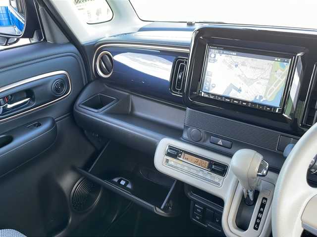 スズキ ワゴンＲ スマイル HYBRID X 山口県 2024(令6)年 1.3万km ブルーイッシュブラックパール 純正メモリナビ/・Bluetooth接続オーディオ/・フルセグテレビ/・CD/DVD/・バックカメラ/ETC/ドライブレコーダー/スズキセーフティサポート/・デュアルカメラブレーキサポート/・誤発進抑制機能/・車線逸脱警報機能/・ふらつき警報機能/・先行車発進お知らせ機能/・ハイビームアシスト/・アダプティブクルーズコントロール/・標識認識機能/・後退時ブレーキサポート/・後方誤発進抑制機能/LEDヘッドライト/オートライト/純正フロアマット/シートヒーター/両側オートスライドドア/C端子充電