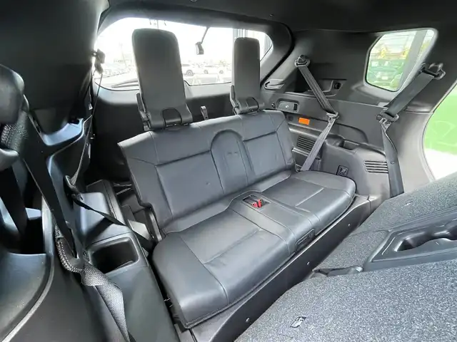 三菱 アウトランダー ＰＨＥＶ P 道央・札幌 2022(令4)年 2.9万km チタニウムグレーメタリック ４WD/プラグインハイブリッド/寒冷地仕様/BOSEサウンドシステム/純正メーカーナビ/AM/FM/BT/フルセグ/衝突被害軽減ブレーキ/横滑り防止装置/アダプティブクルーズコントロール/ヒルディセントコントロール/レーンキープアシスト/クリアランスソナー/アラウンドビューモニター/ドライブレコーダー/自動防眩ミラー/DRIVEMODE切替/EVMODE/ワイパーデアイサー/パワーバックドア/前席パワーシート/前席メモリーシート/前席/２列目シートヒーター/レザーシート/革巻きステアリング/ステアリングリモコン/パドルシフト/ハンドルヒーター/AC100V/電動パーキング/ブレーキホールド/プッシュスタート/スマートキー/LEDヘッドライト/オートライト/フォグランプ/電動格納ミラー/ウィンカーミラー/純正フロアマット/ドアバイザー/スペアキー