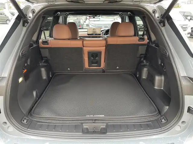 三菱 アウトランダー ＰＨＥＶ P エグゼクティブパッケージ 東京都 2024(令6)年 0.9万km グレーⅡ 純正メーカーナビ/BT/USB/HDMI/パノラマサンルーフ/ダイナミックサウンドYAMAHAアルティメット/置くだけ充電/デジタルインナーミラー/フルセグTV/全方位カメラ/レーダークルーズコントロール/前席パワーシート/前席メモリーシート/前席シートヒーター/ステアリングヒーター/パドルシフト/ドライブレコーダー前後/LEDヘッドライト/スマートキー