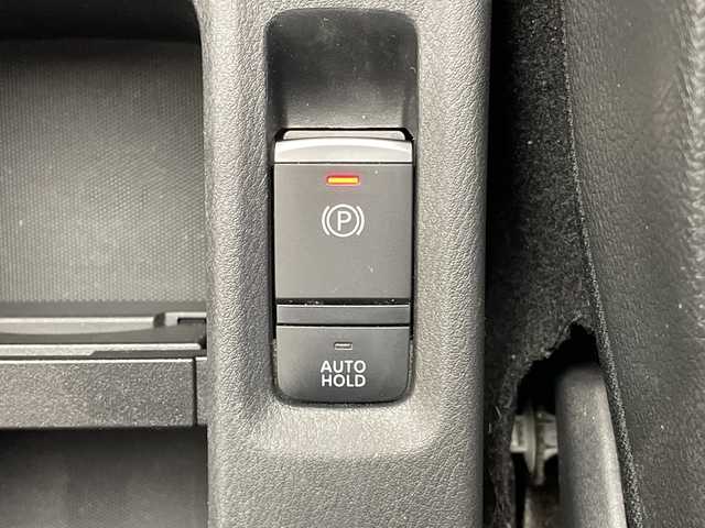 日産 キックス X 愛知県 2021(令3)年 5万km ダークメタルグレー/ピュアブラック 2トーン 純正９インチメモリナビ・フルセグTV/アラウンドビューモニター/ハーフレザーシート/プロパイロット/LEDヘッドライト/インテリジェントスマートルームミラー/ルーフレール/エマージェンシーブレーキ/アクセル踏み間違い防止/ETC