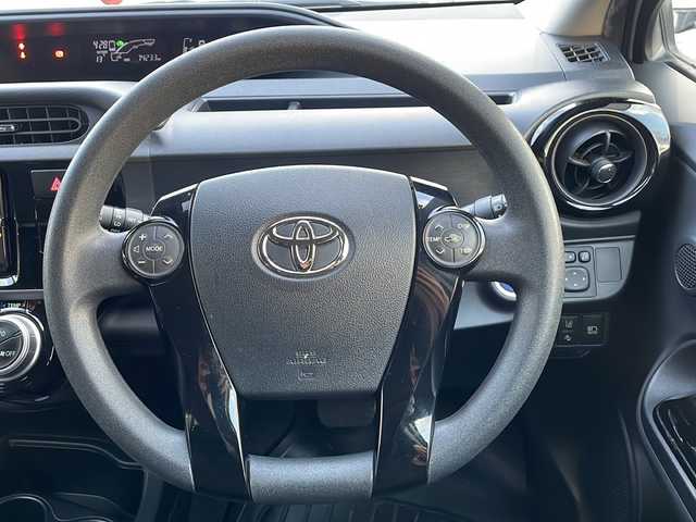 トヨタ アクア 兵庫県 2017(平29)年 7.5万km ライムホワイトパールクリスタルシャイン 社外ナビ（AM/FM/BT)/・フルセグTV/バックカメラ/レーンアシスト/オートライト/衝突軽減システム/横滑り防止/ステアリングスイッチ/車両接近通報装置/ECOモード/EVモード/LEDヘッドライト/ビルトインETC