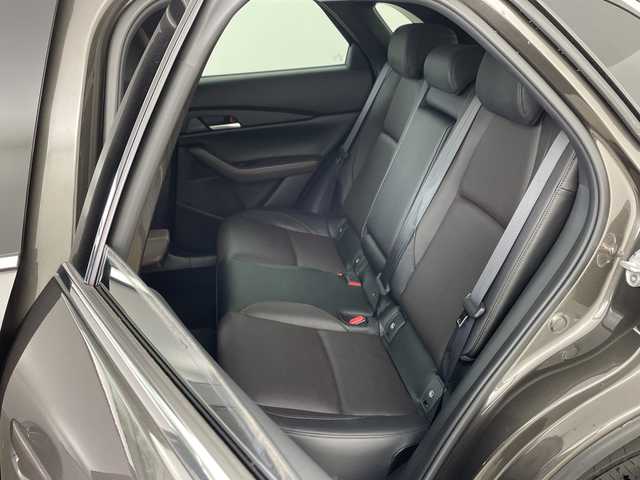 マツダ ＣＸ－３０ 20S Lパッケージ 兵庫県 2020(令2)年 2.1万km チタニウムフラッシュマイカ ・i-ACTIVSENSE/・スマートブレーキサポート/・スマートブレーキサポート（後進時）/・車間制御/・レーダークルーズコントロール/・オートマチックハイビーム/・速度標識警報/・ドライバーモニタリング/・前側方接近車両検知/・後側方接近車両検知/・車線逸脱警報システム/・ブラインドスポットモニター/・レーンキープアシストシステム/・前後パーキングセンサー/・純正8.8型SDナビ＆TV＆BT＆USB＆DVD/・360°カメラ/・黒革シート/・前席パワーシート/・前席シートヒーター/・運転席メモリーシート/・アイドリングストップ/・横滑り防止装置/・パワーバックドア/・革巻きステアリング/・ステアリングスイッチ/・ステアリングヒーター/・純正フロアマット/・電子パーキング/・オートホールド/・スマートキー/・プッシュスタート/・ビルトインETC/・電動格納ミラー/・LEDヘッドライト/・オートライト/・純正18インチアルミホイール