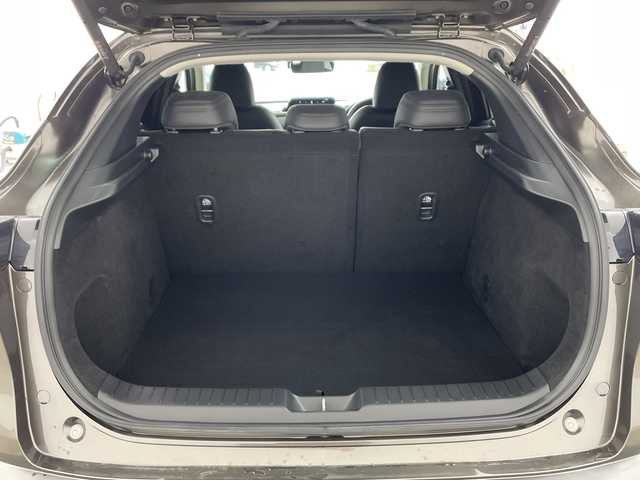 マツダ ＣＸ－３０ 20S Lパッケージ 兵庫県 2020(令2)年 2.1万km チタニウムフラッシュマイカ ・i-ACTIVSENSE/・スマートブレーキサポート/・スマートブレーキサポート（後進時）/・車間制御/・レーダークルーズコントロール/・オートマチックハイビーム/・速度標識警報/・ドライバーモニタリング/・前側方接近車両検知/・後側方接近車両検知/・車線逸脱警報システム/・ブラインドスポットモニター/・レーンキープアシストシステム/・前後パーキングセンサー/・純正8.8型SDナビ＆TV＆BT＆USB＆DVD/・360°カメラ/・黒革シート/・前席パワーシート/・前席シートヒーター/・運転席メモリーシート/・アイドリングストップ/・横滑り防止装置/・パワーバックドア/・革巻きステアリング/・ステアリングスイッチ/・ステアリングヒーター/・純正フロアマット/・電子パーキング/・オートホールド/・スマートキー/・プッシュスタート/・ビルトインETC/・電動格納ミラー/・LEDヘッドライト/・オートライト/・純正18インチアルミホイール