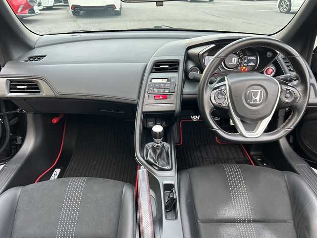 ホンダ Ｓ６６０ α 岐阜県 2016(平28)年 4.3万km プレミアムミスティックナイトパール 登録時走行距離42900ｋｍ/無限フロントスポイラー/無限マフラー/ハーフレザーシート/ＡＤＯＶＡＮタイヤ（ネオバ）/クルーズコントロール/純正アルミホイール/オートエアコン/ＵＳＢ入力端子/ＨＤＭＩ入力端子/純正フロアマット/フューエルタンクカバー/プッシュスタート/スマートキー/電動格納ミラー