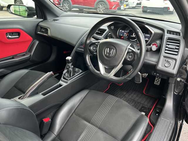 ホンダ Ｓ６６０ α 岐阜県 2016(平28)年 4.3万km プレミアムミスティックナイトパール 登録時走行距離42900ｋｍ/無限フロントスポイラー/無限マフラー/ハーフレザーシート/ＡＤＯＶＡＮタイヤ（ネオバ）/クルーズコントロール/純正アルミホイール/オートエアコン/ＵＳＢ入力端子/ＨＤＭＩ入力端子/純正フロアマット/フューエルタンクカバー/プッシュスタート/スマートキー/電動格納ミラー