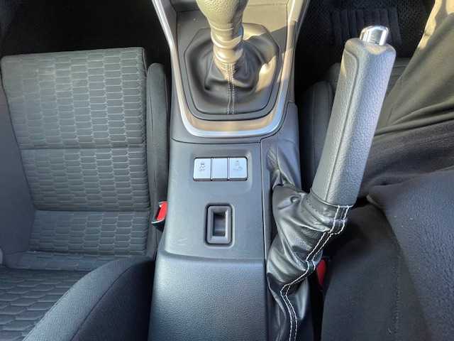 トヨタ ＧＲ８６ RC 静岡県 2022(令4)年 4.1万km クリスタルホワイトパール ●社外9インチディスプレイオーディオ/(BT/iPod)/●ヒルスタートアシスト/●LEDヘッドライト/●オートライト/●革巻きステアリング/●ステアリングスイッチ/●ETC/●SARDローダウン/●フジツボマフラー/●レベライザー/●ドアバイザー/●スマートキー/●プッシュスタート/●社外フロアマット/●社外17インチアルミホイール/(ENKEI)/●ダブル＋ニーSRS＋ABS