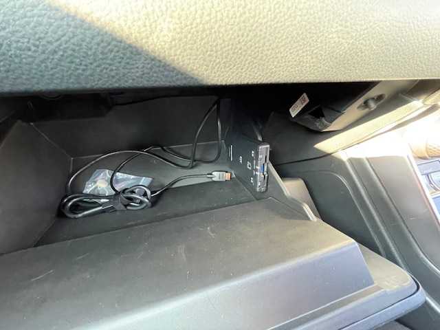 トヨタ ＧＲ８６ RC 静岡県 2022(令4)年 4.1万km クリスタルホワイトパール ●社外9インチディスプレイオーディオ/(BT/iPod)/●ヒルスタートアシスト/●LEDヘッドライト/●オートライト/●革巻きステアリング/●ステアリングスイッチ/●ETC/●SARDローダウン/●フジツボマフラー/●レベライザー/●ドアバイザー/●スマートキー/●プッシュスタート/●社外フロアマット/●社外17インチアルミホイール/(ENKEI)/●ダブル＋ニーSRS＋ABS