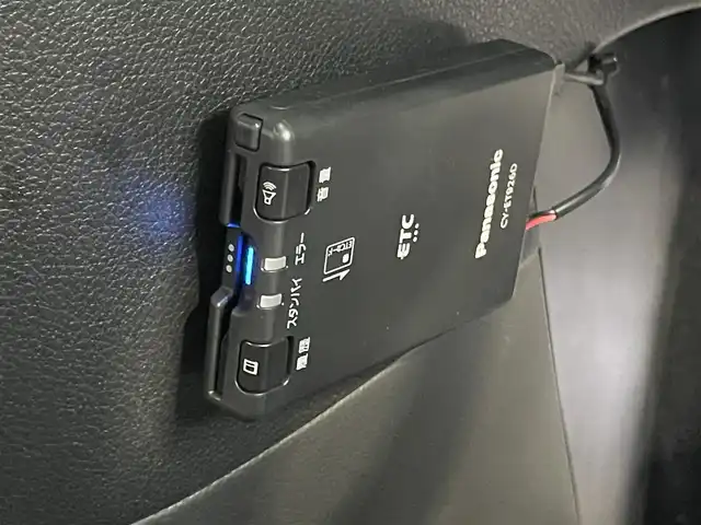 日産 エルグランド 250HWS アーバンクロム 埼玉県 2012(平24)年 12万km ファントムブラック (株)IDOMが運営する【じしゃロン鳩ヶ谷店】の自社ローン専用車両になりますこちらは現金またはオートローンご利用時の価格です。自社ローンご希望の方は別途その旨お申付け下さい/純正ナビ/フルセグTV/（CD/DVD/BT/AUX/AM/FM）/両側パワースライドドア/ETC/ハーフレザーシート/オットマン/スマートキー/プッシュスタート/社外アルミホイール/純正フロアマット/ドアバイザー/オートライト/フォグランプ