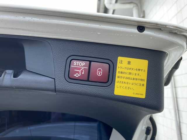 車両画像16