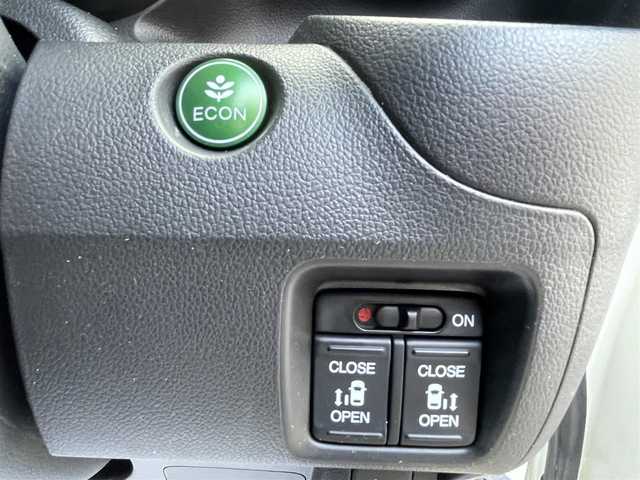 ホンダ Ｎ ＢＯＸ G 岩手県 2015(平27)年 12万km プレミアムホワイトパール (株)IDOMが運営する【じしゃロン盛岡店】の自社ローン専用車両になりますこちらは現金またはオートローンご利用時の価格です。自社ローンご希望の方は別途その旨お申付け下さい/純正メモリナビ/AM/FM/CD/DVD/SD/USB/BT/ワンセグTV/バックカメラ/ETC/両側PWスライドドア/CTBA/前席シートヒーター/カーテンエアバッグ/プッシュスタート/スマートキー/ドアバイザー/純正ラバー製フロアマット