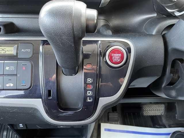 ホンダ Ｎ ＢＯＸ G 岩手県 2015(平27)年 12万km プレミアムホワイトパール (株)IDOMが運営する【じしゃロン盛岡店】の自社ローン専用車両になりますこちらは現金またはオートローンご利用時の価格です。自社ローンご希望の方は別途その旨お申付け下さい/純正メモリナビ/AM/FM/CD/DVD/SD/USB/BT/ワンセグTV/バックカメラ/ETC/両側PWスライドドア/CTBA/前席シートヒーター/カーテンエアバッグ/プッシュスタート/スマートキー/ドアバイザー/純正ラバー製フロアマット