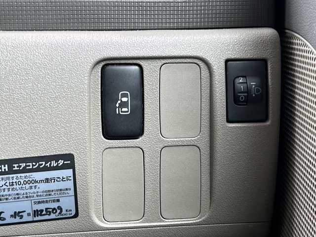 ダイハツ タント X リミテッド 静岡県 2010(平22)年 11.7万km パールホワイトⅢ 主要装備/・前後ドライブレコーダー/・片側パワースライドドア/・純正14インチＡＷ/・純正フロアマット/・オートエアコン/・ハロゲンヘッドライト/・FM/AM/・CD/・ヘッドライトレベライザー/・ドアバイザー/・エアバッグ/・スマートキー