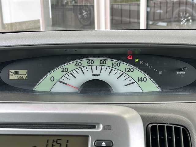 ダイハツ タント X リミテッド 静岡県 2010(平22)年 11.7万km パールホワイトⅢ 主要装備/・前後ドライブレコーダー/・片側パワースライドドア/・純正14インチＡＷ/・純正フロアマット/・オートエアコン/・ハロゲンヘッドライト/・FM/AM/・CD/・ヘッドライトレベライザー/・ドアバイザー/・エアバッグ/・スマートキー