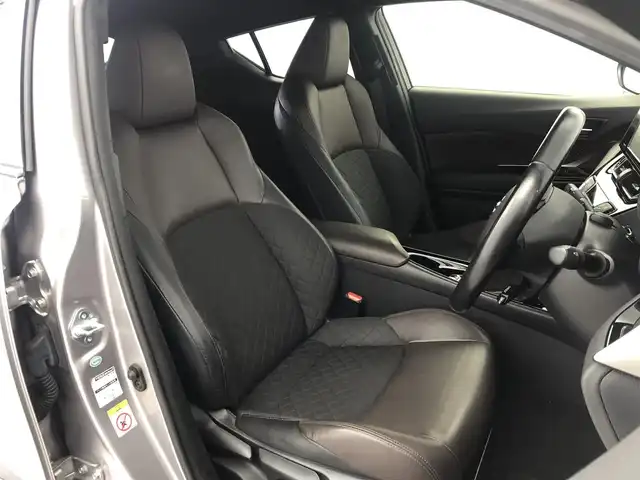 トヨタ Ｃ－ＨＲ G 愛知県 2017(平29)年 8万km メタルストリームM 純正ナビ　/（フルセグ／ＢＴ／ＣＤ／ＤＶＤ）　/モデリスタエアロ　/レーダークルーズコントロール　/バックモニター　/ブラインドスポットモニター　/コーナーセンサー　/衝突軽減システム　/レーンキープアシスト　/ハーフレザーシート　/前席シートヒーター　/ＥＴＣ　/純正AW