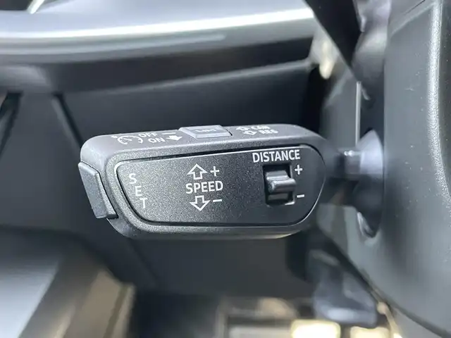 アウディ Ａ３ SB 30TFSI アドバンスド 石川県 2021(令3)年 1.8万km グレイシアホワイトメタリック 黒革シート/シートヒーター/衝突軽減ブレーキ/アダプティブクルーズコントロール/サイドアシスト/レーンキープアシスト/純正ナビ/フルセグＴＶ/バックカメラ/ＡｐｐｌｅＣａｒＰｌａｙ/置くだけ充電