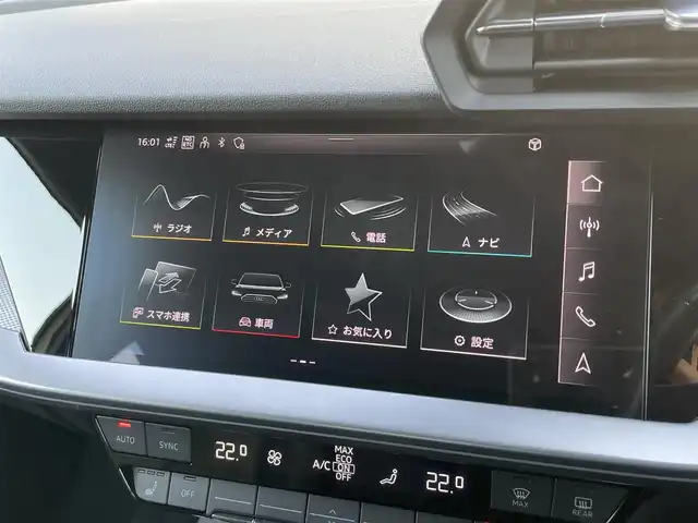 アウディ Ａ３ SB 30TFSI アドバンスド 石川県 2021(令3)年 1.8万km グレイシアホワイトメタリック 黒革シート/シートヒーター/衝突軽減ブレーキ/アダプティブクルーズコントロール/サイドアシスト/レーンキープアシスト/純正ナビ/フルセグＴＶ/バックカメラ/ＡｐｐｌｅＣａｒＰｌａｙ/置くだけ充電