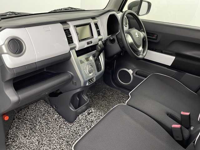 スズキ ハスラー G 新潟県 2015(平27)年 4.4万km パールホワイト 4WD/社外ナビ/　　ワンセグ/CD/DVD/BT/バックカメラ/シートヒーター/アイドリングストップ/ダウンヒルアシストコントロール/オートエアコン/スマートキー
