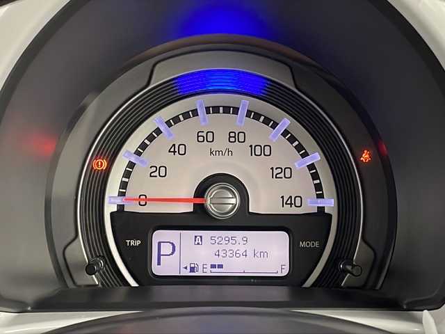 スズキ ハスラー G 新潟県 2015(平27)年 4.4万km パールホワイト 4WD/社外ナビ/　　ワンセグ/CD/DVD/BT/バックカメラ/シートヒーター/アイドリングストップ/ダウンヒルアシストコントロール/オートエアコン/スマートキー
